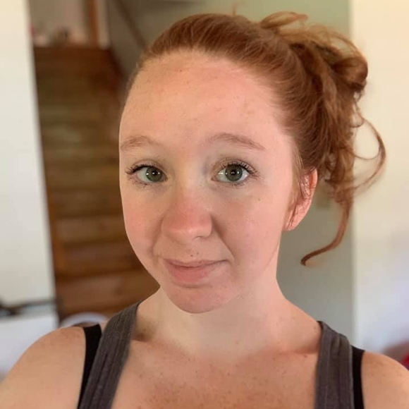 Poshmark profile picture for @brood